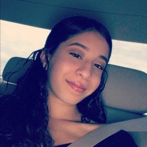 Meet your Posher, Anjali